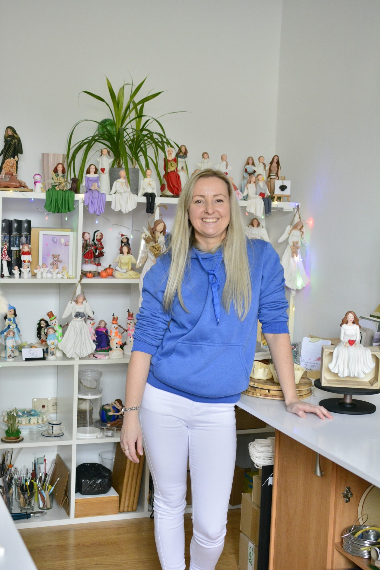 rzeźby z zimnej porcelany